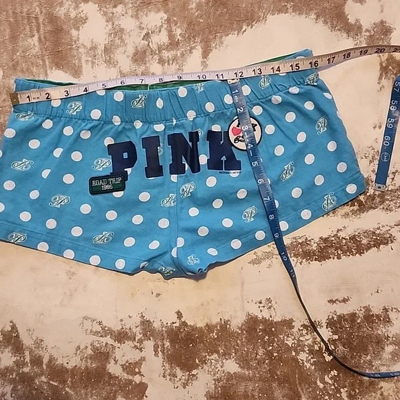 Y2K PINK VS Road Trip/Ski Bunnies Patch Shorty Shorts. Size: S - Picture 4 of 12